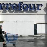 Mobbing w Carrefourze – „czerwone kropki” dla pracowników