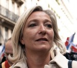 Marine Le Pen pierwsza według sondażu