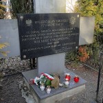Prace pielęgnacyjne nad pomnikiem kpt. Zdzisława Brońskiego