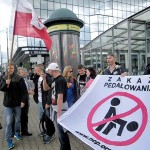 Warszawa: Narodowcy kontra parada dewiantów