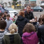 Nacjonaliści w akcji: Słodycze dla ubogich dzieci, kolejne 2500 posiłków dla bezdomnych