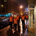 Fińscy nacjonaliści patrolują ulice kolejnych miast