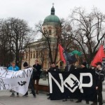 Nacjonaliści w Radomiu: „Nie nasze wojny, nie nasi imigranci!”