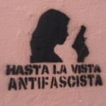 Antifa alarmuje: „Faszyzm chodzi pod krawatem, studiuje i jest elokwentny”