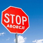 Wstrząsające filmy o aborcji. Europejscy nacjonaliści za życiem