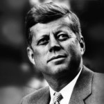John F. Kennedy – wróg banksterów podziwiający Adolfa Hitlera