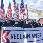 Biali nacjonaliści w Waszyngtonie: Odzyskać Amerykę!