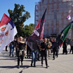 Serbscy nacjonaliści: Chwała walczącym z czerwoną zarazą!