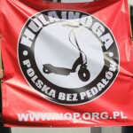 Akcja nacjonalistów w stolicy: „Hulajnoga – Polska bez pedałów!”