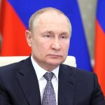 Stanisław Michalkiewicz: Skrzyżujemy szpady z Putinem?
